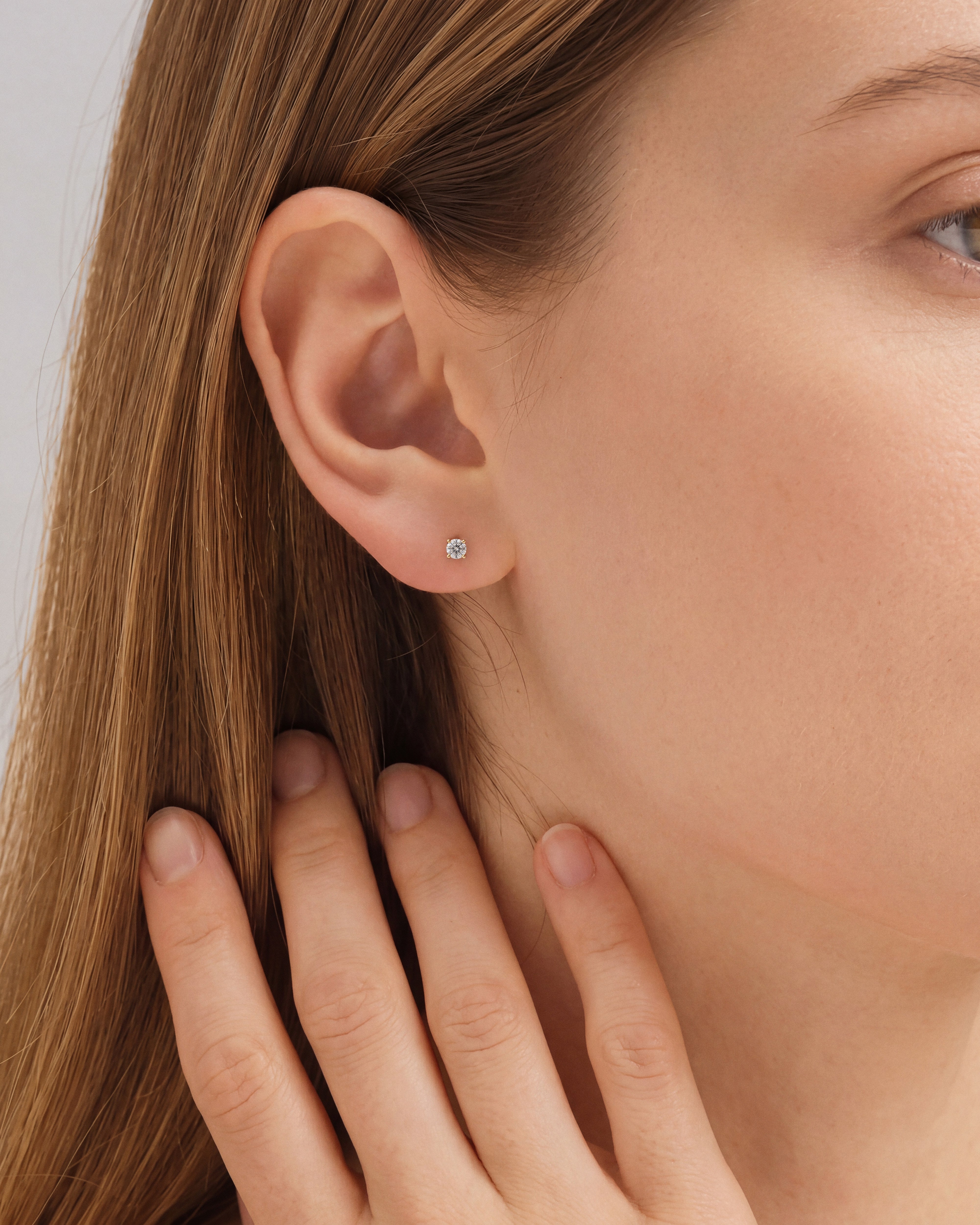 Round Cut Stud Earrings (0.25 ct tw)