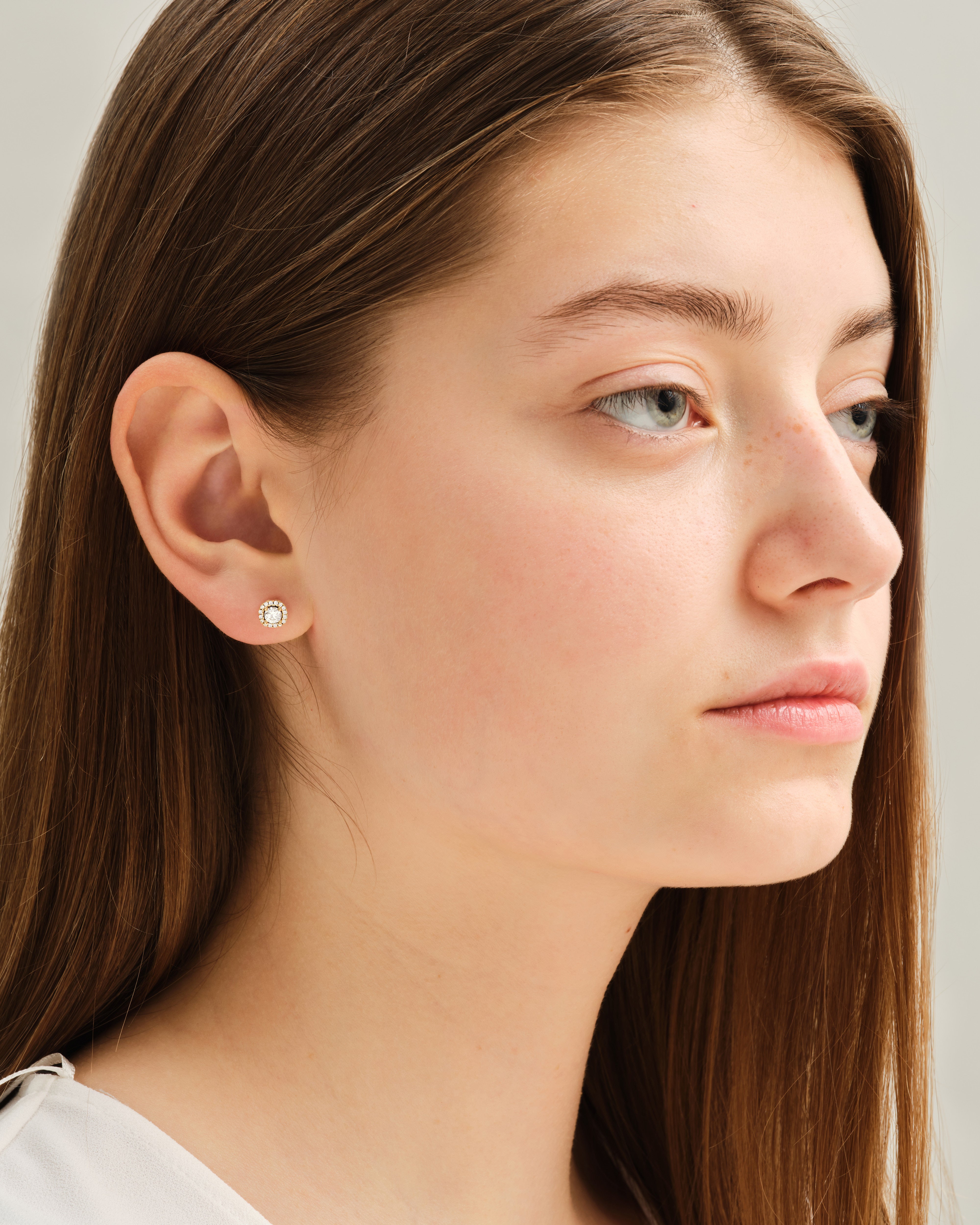 Round Halo Stud Earrings (0.66 ct tw)