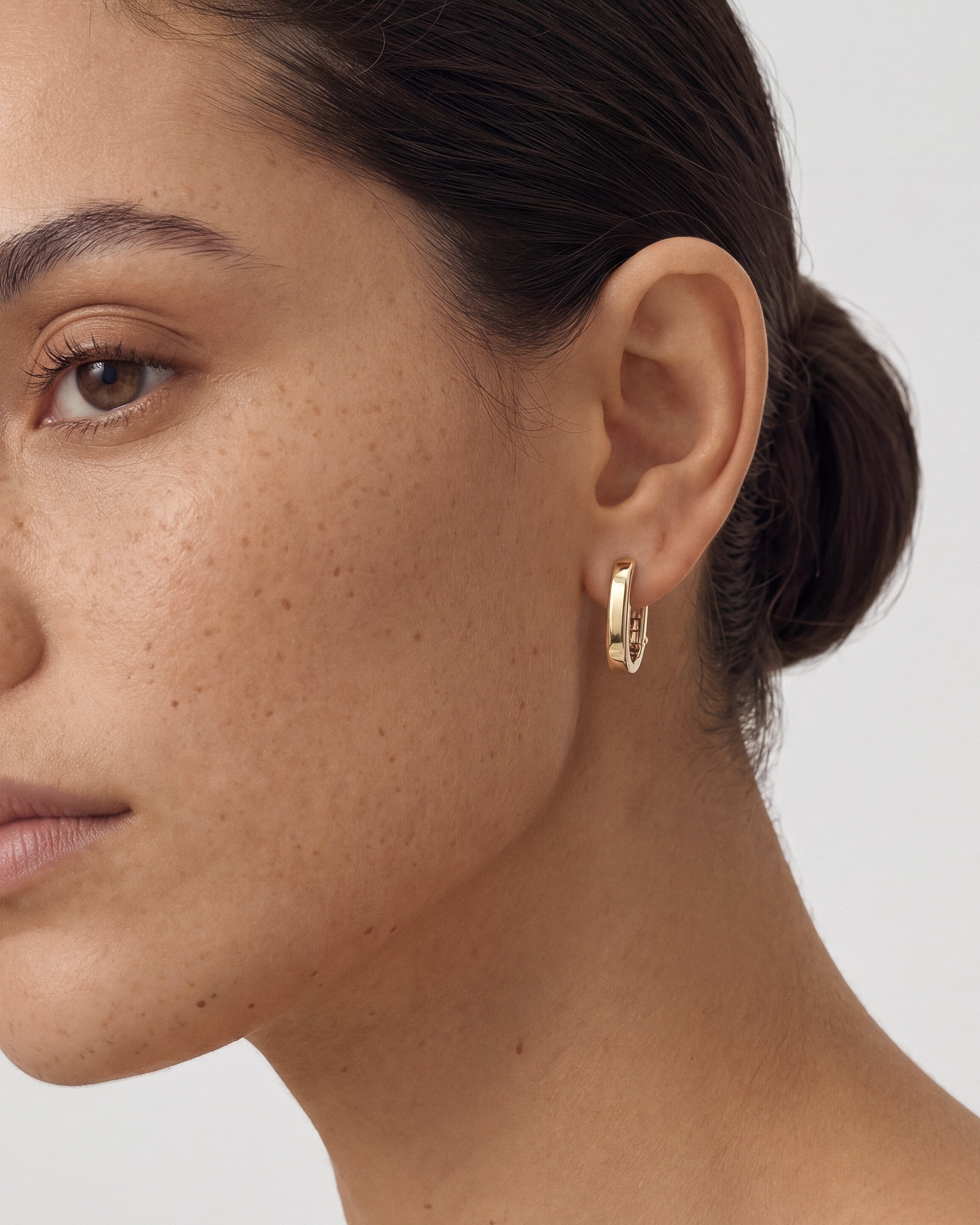 Bold Oval Hoops