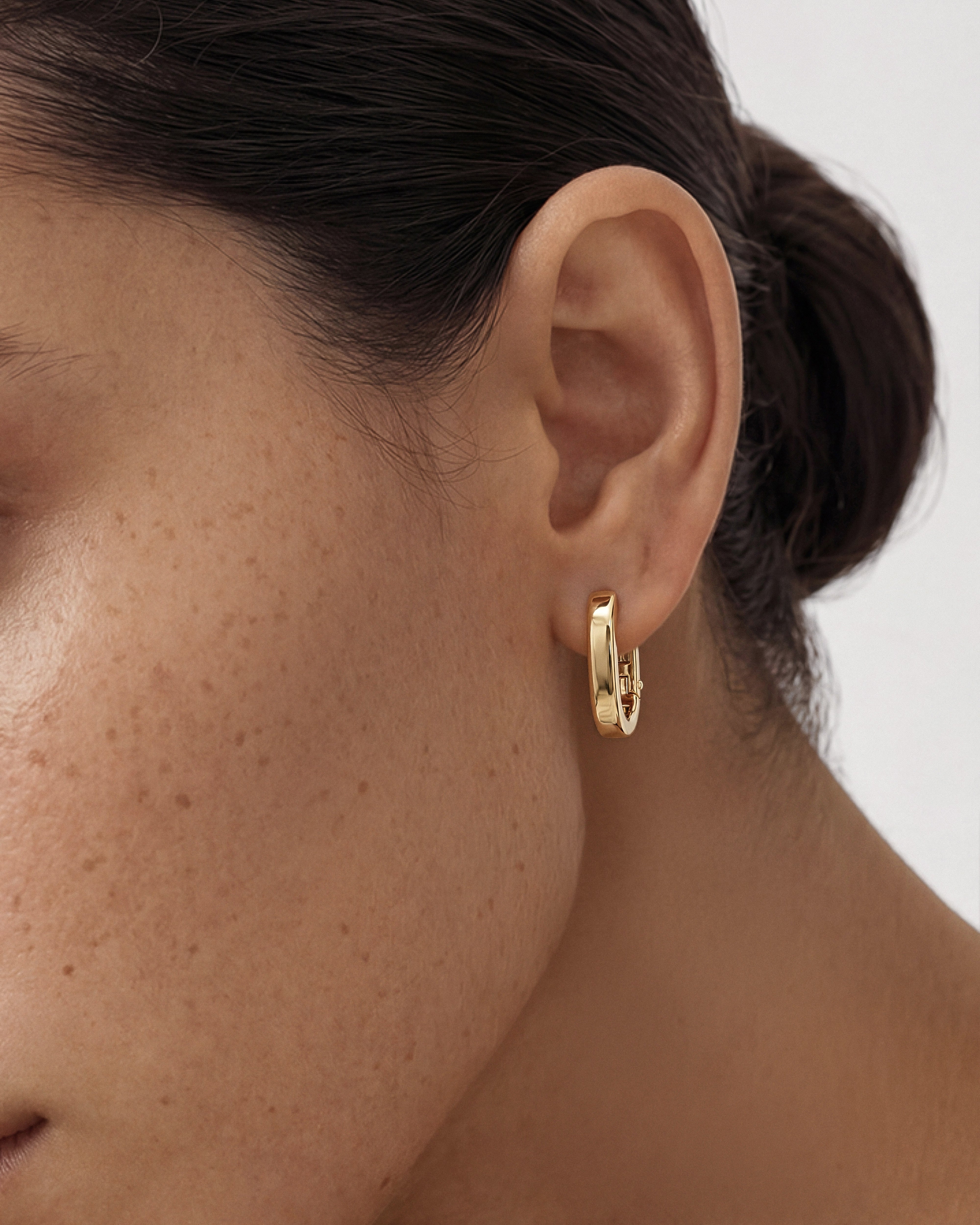 Bold Oval Hoops