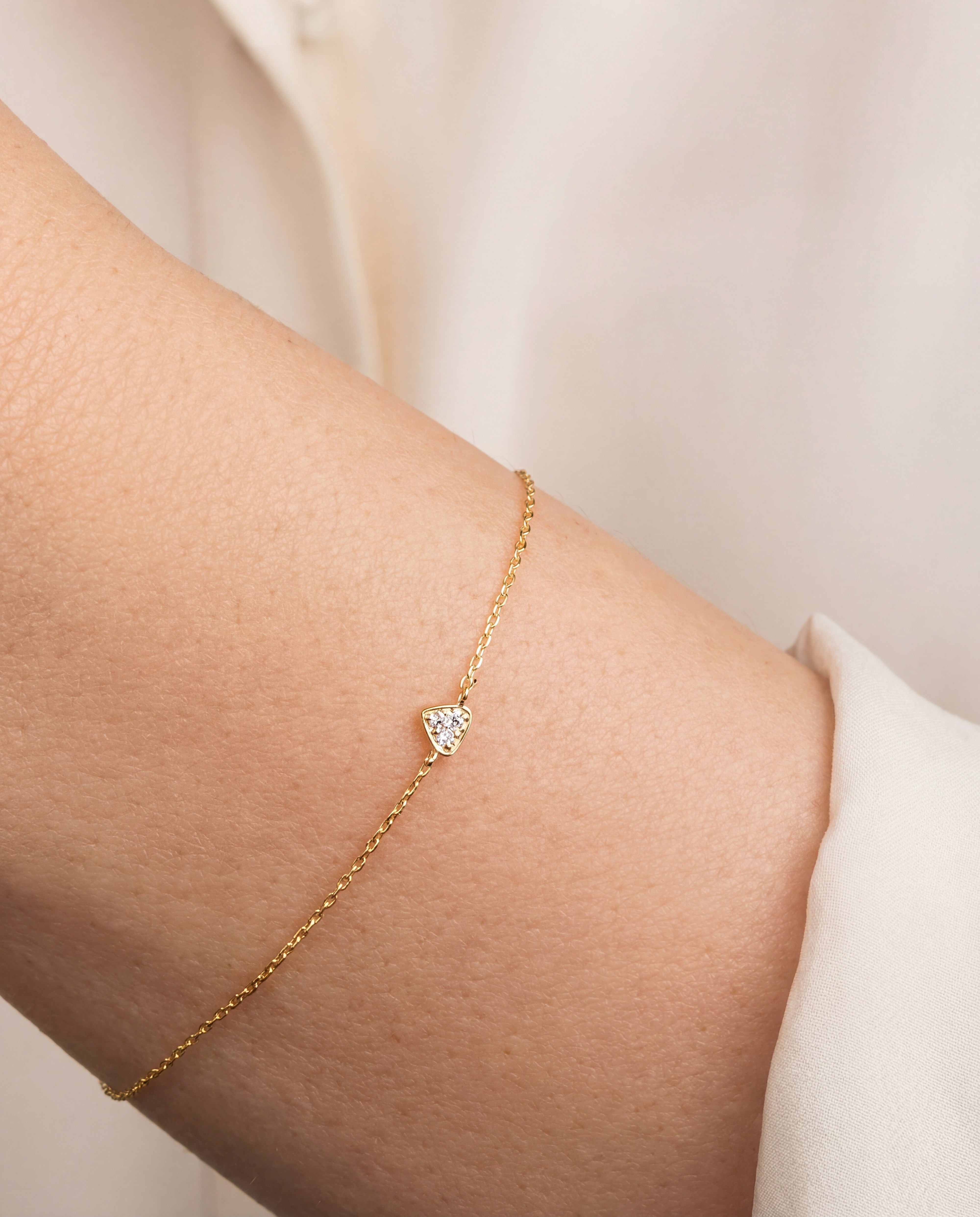 Tiny Heart Bracelet