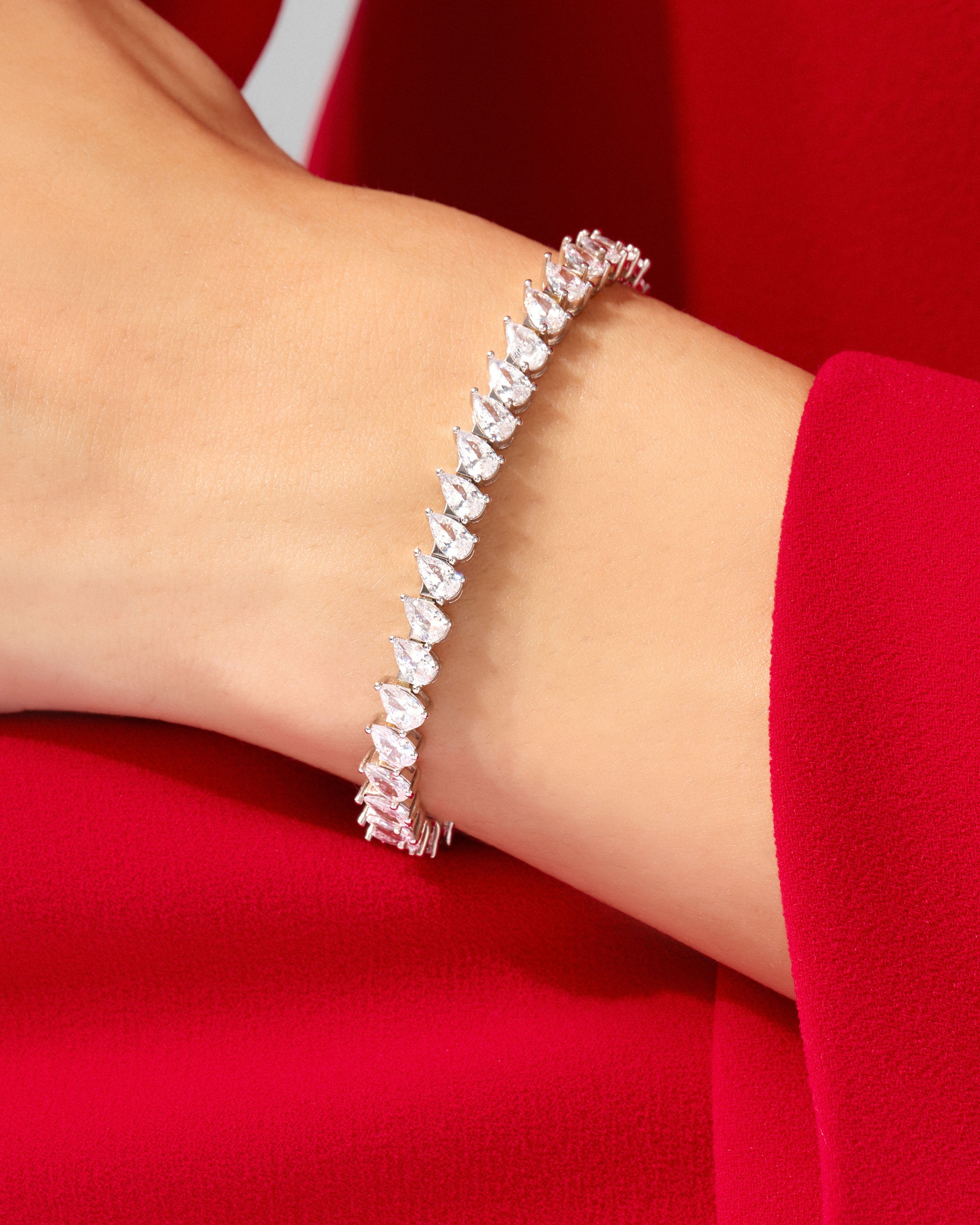 Pear Cut Moissanite Tennis Bracelet