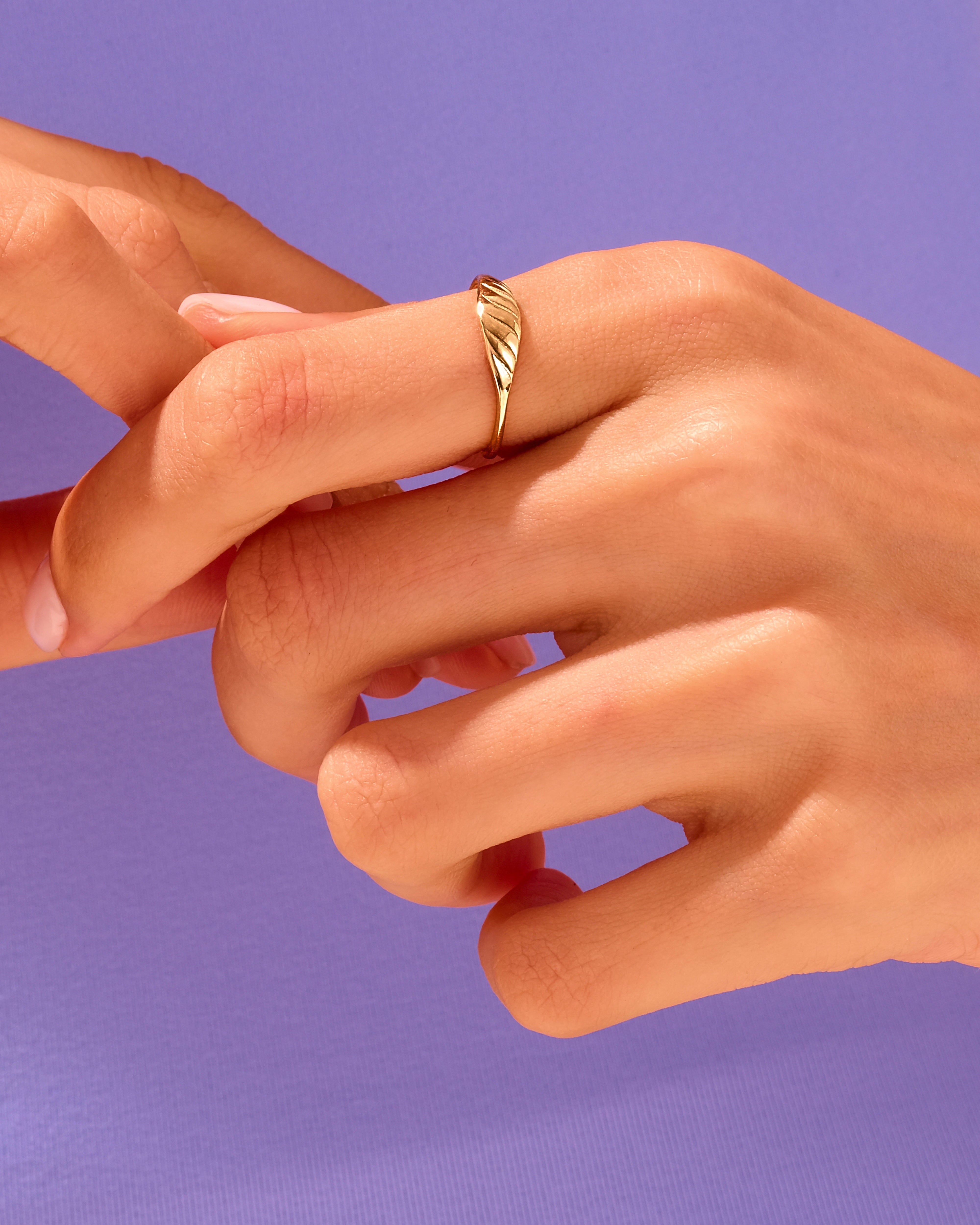 Wave Signet Ring