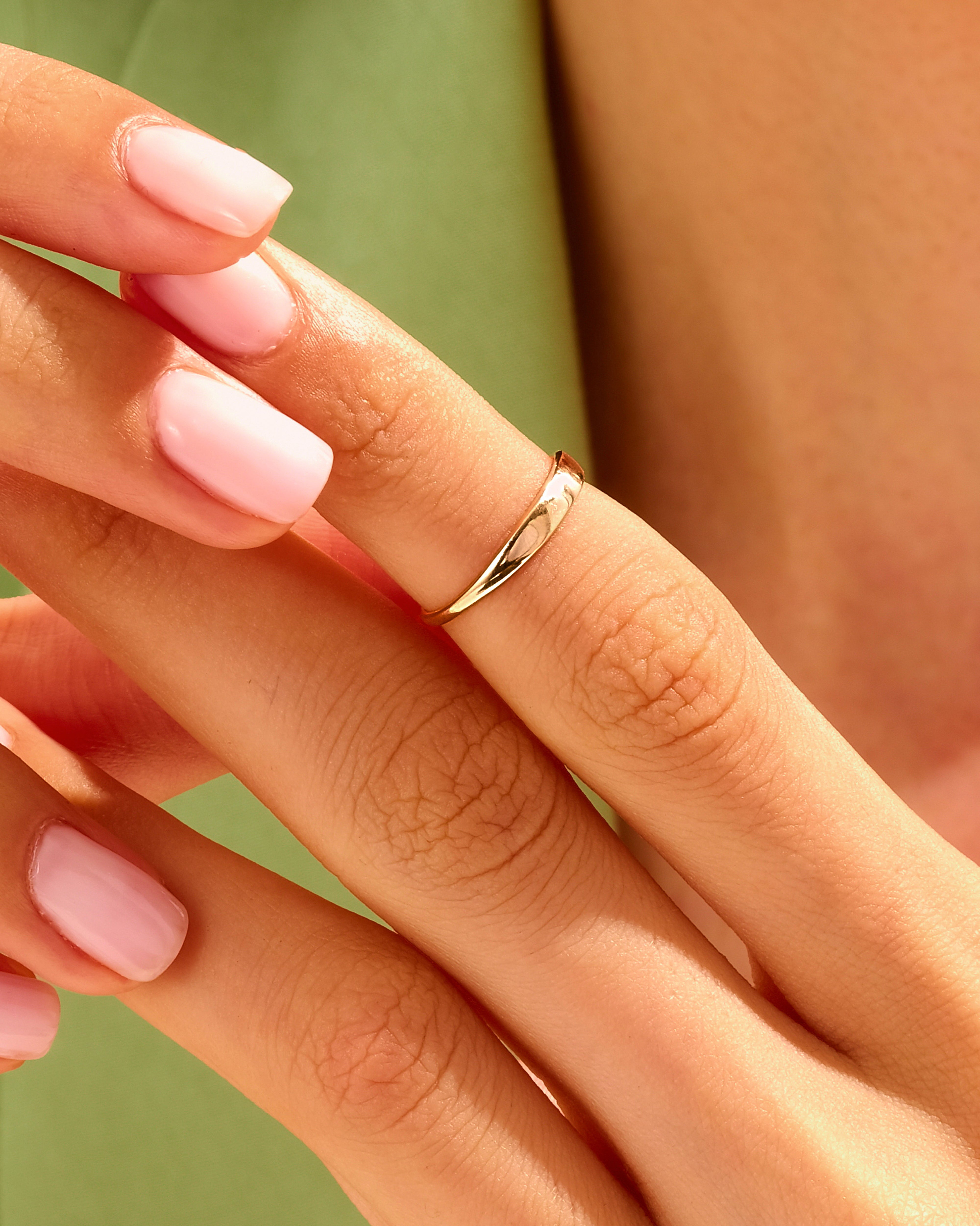Thin Band Signet Ring