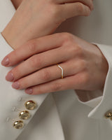 U-Curved Wedding Band