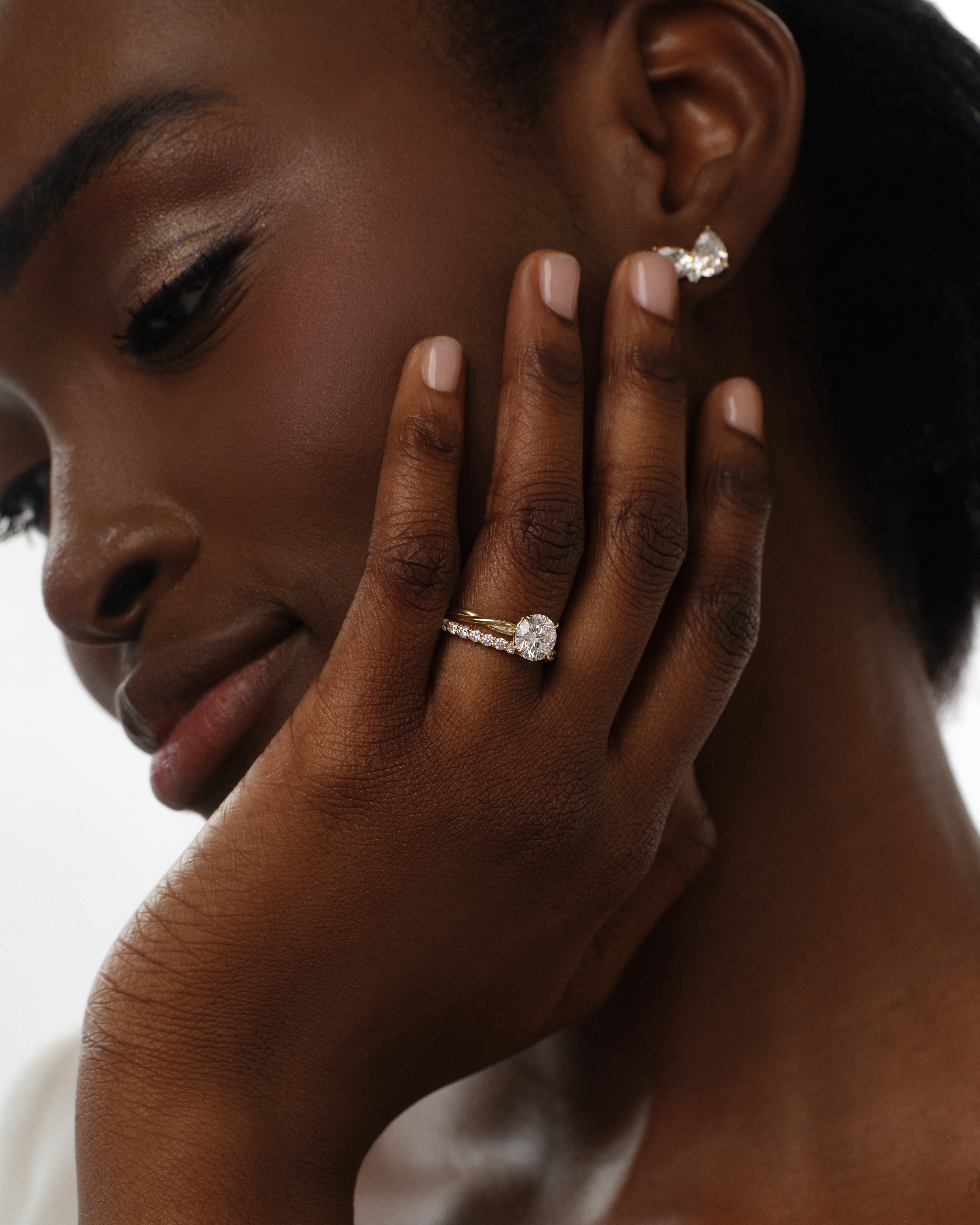 Twisted Solitaire Moissanite Engagement Ring (1.00 CT)