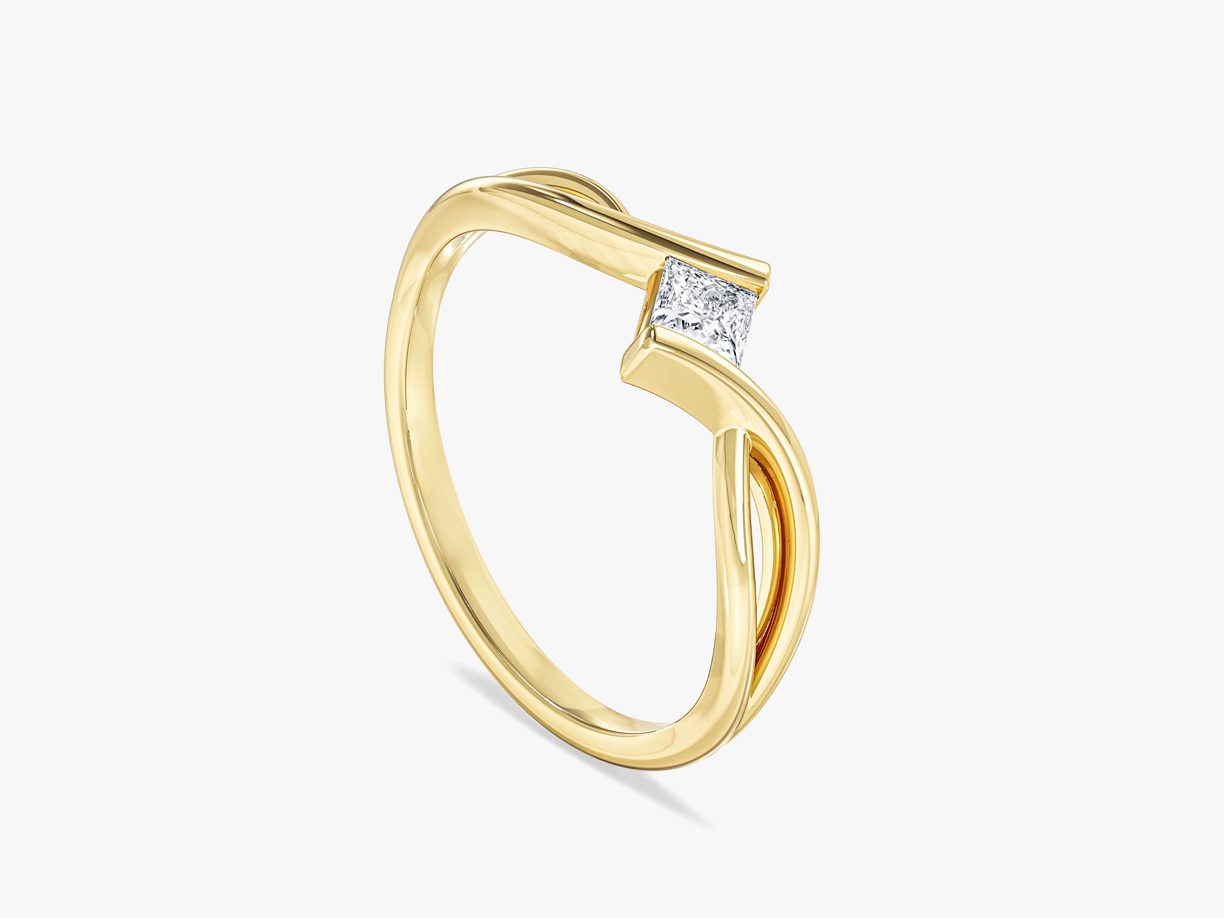 Twisted Band Princess Promise Ring