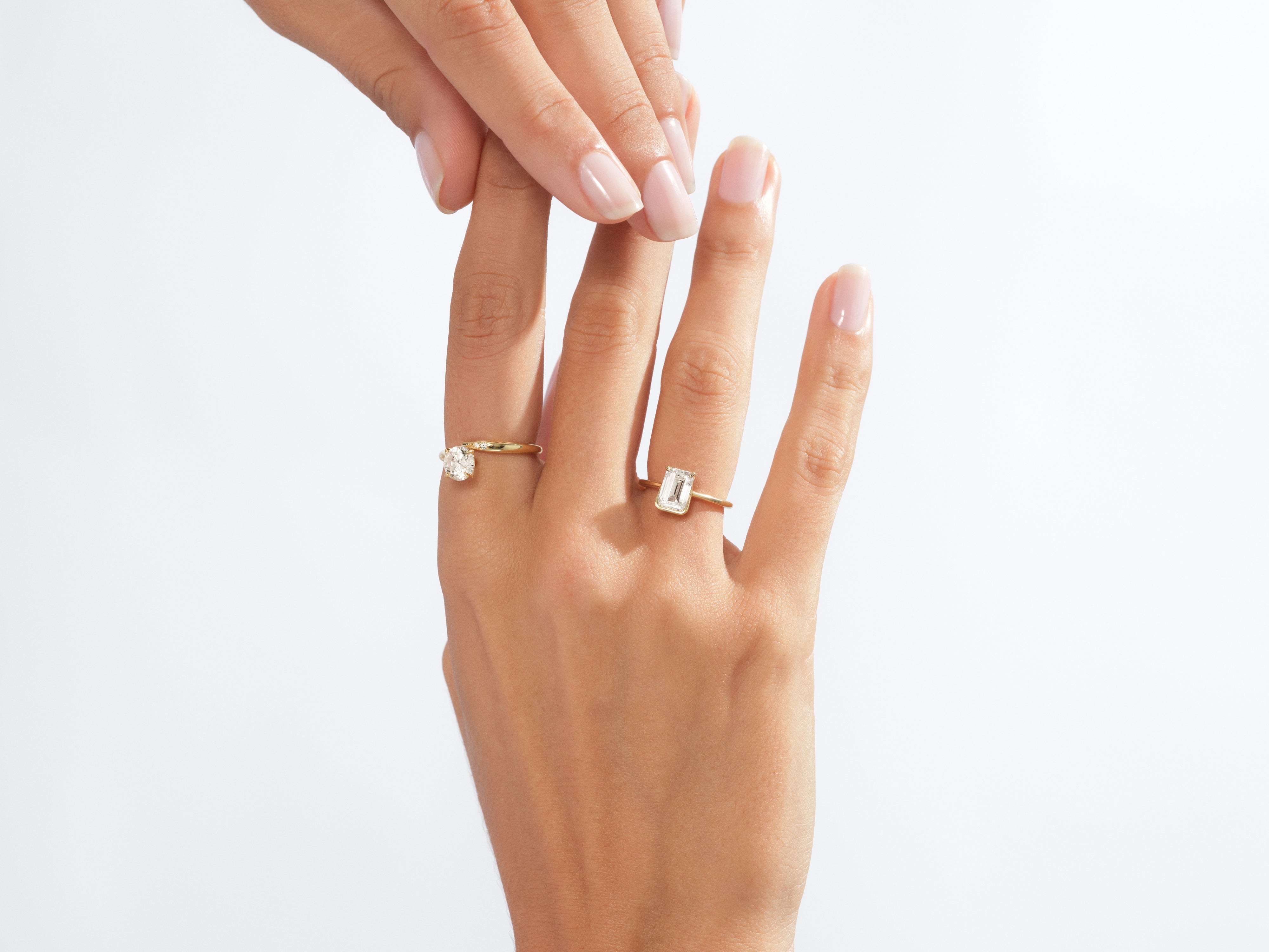 Round Cut Moissanite Open Shank Engagement Ring