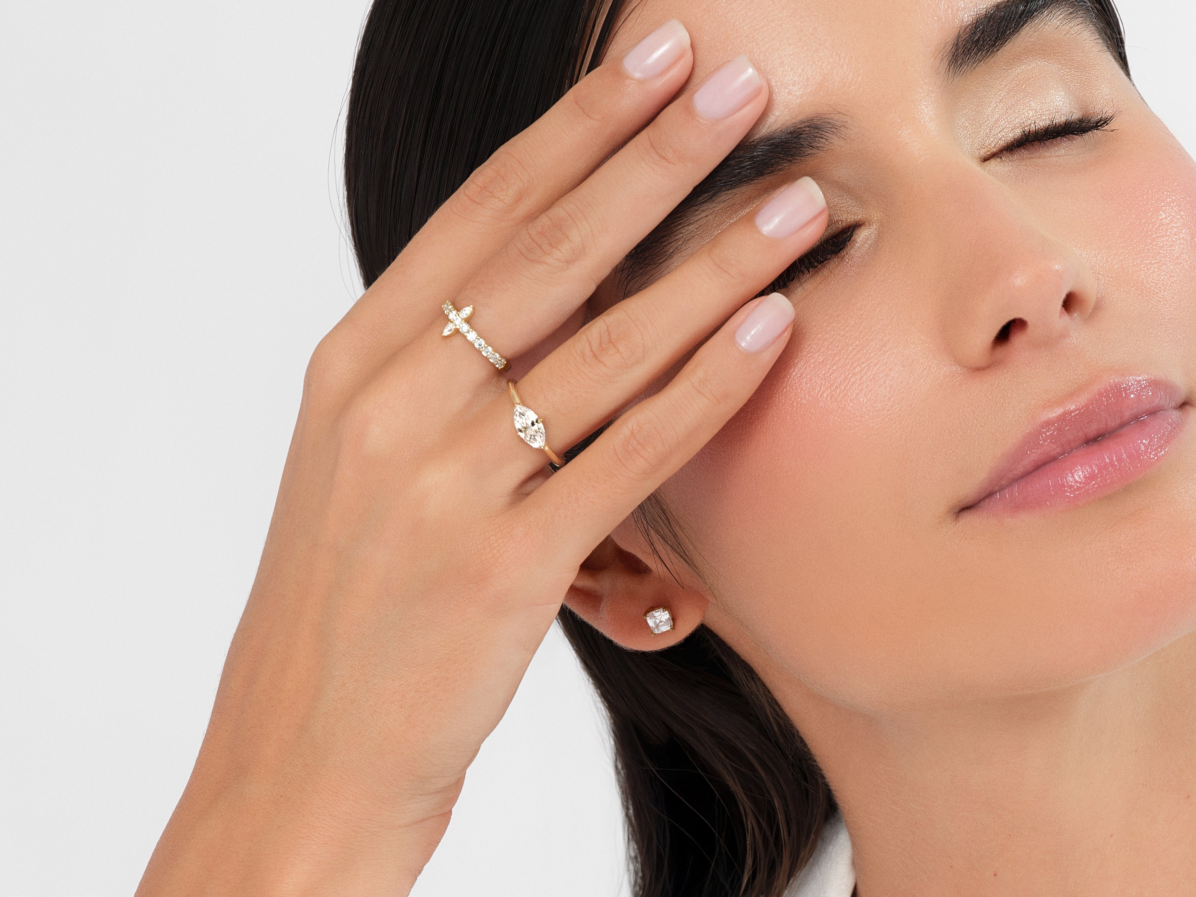 Solitaire East-West Lab Grown Diamond Engagement Ring