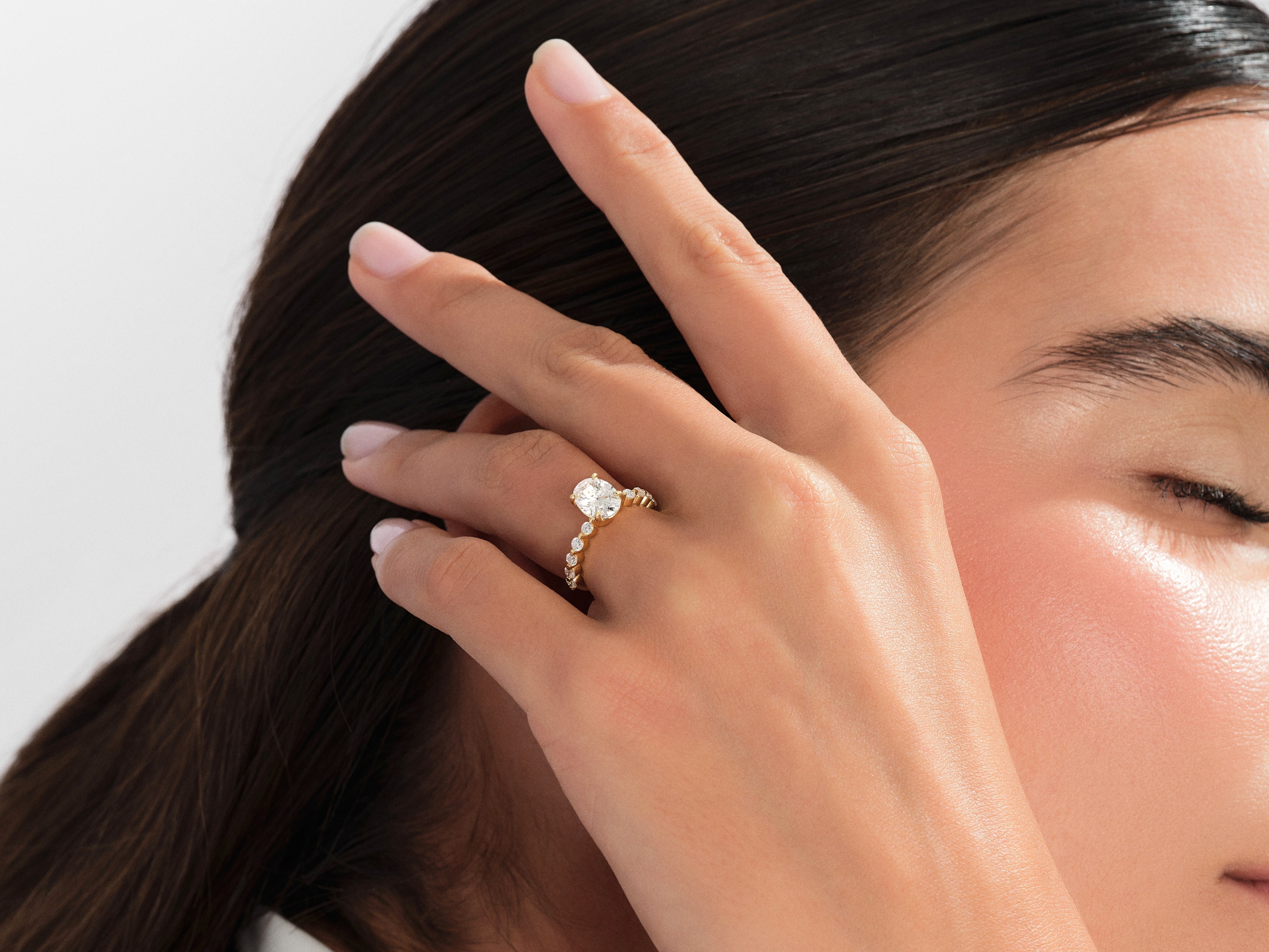 Oval Cut Shared Prong Moissanite Engagement Ring