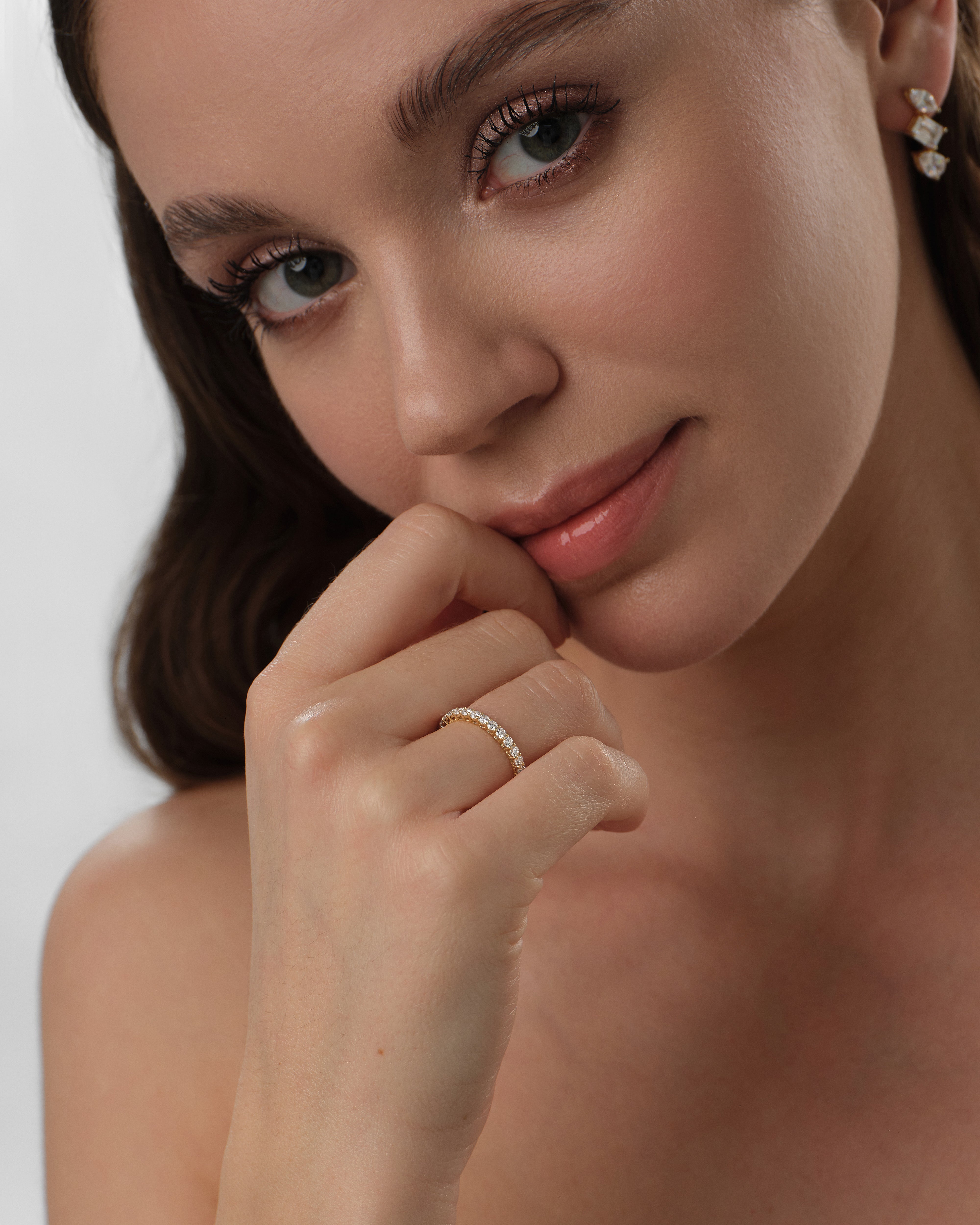 Shared Prong Half Eternity Band (0.50 CT TW)