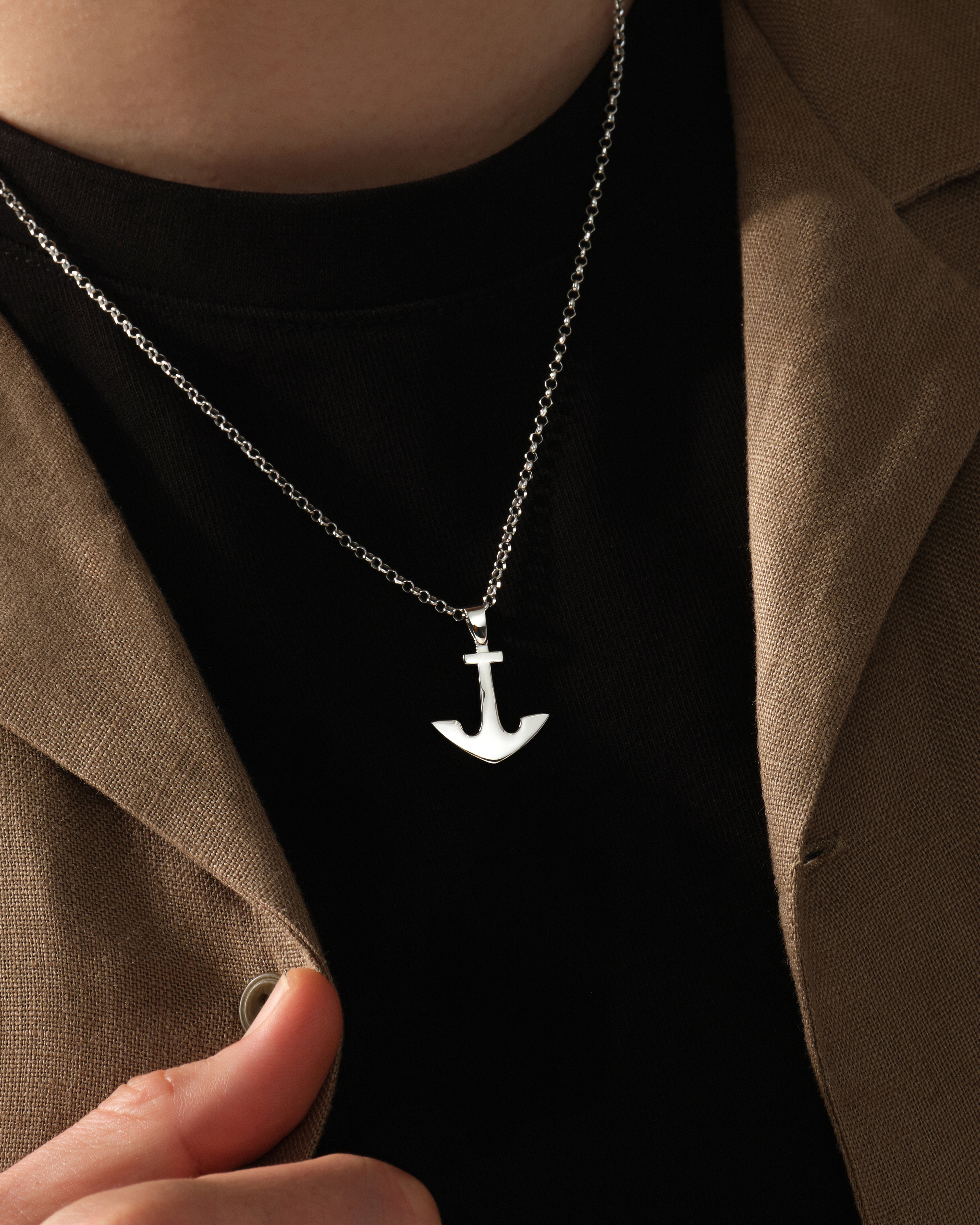 Plain Anchor Pendant Necklace