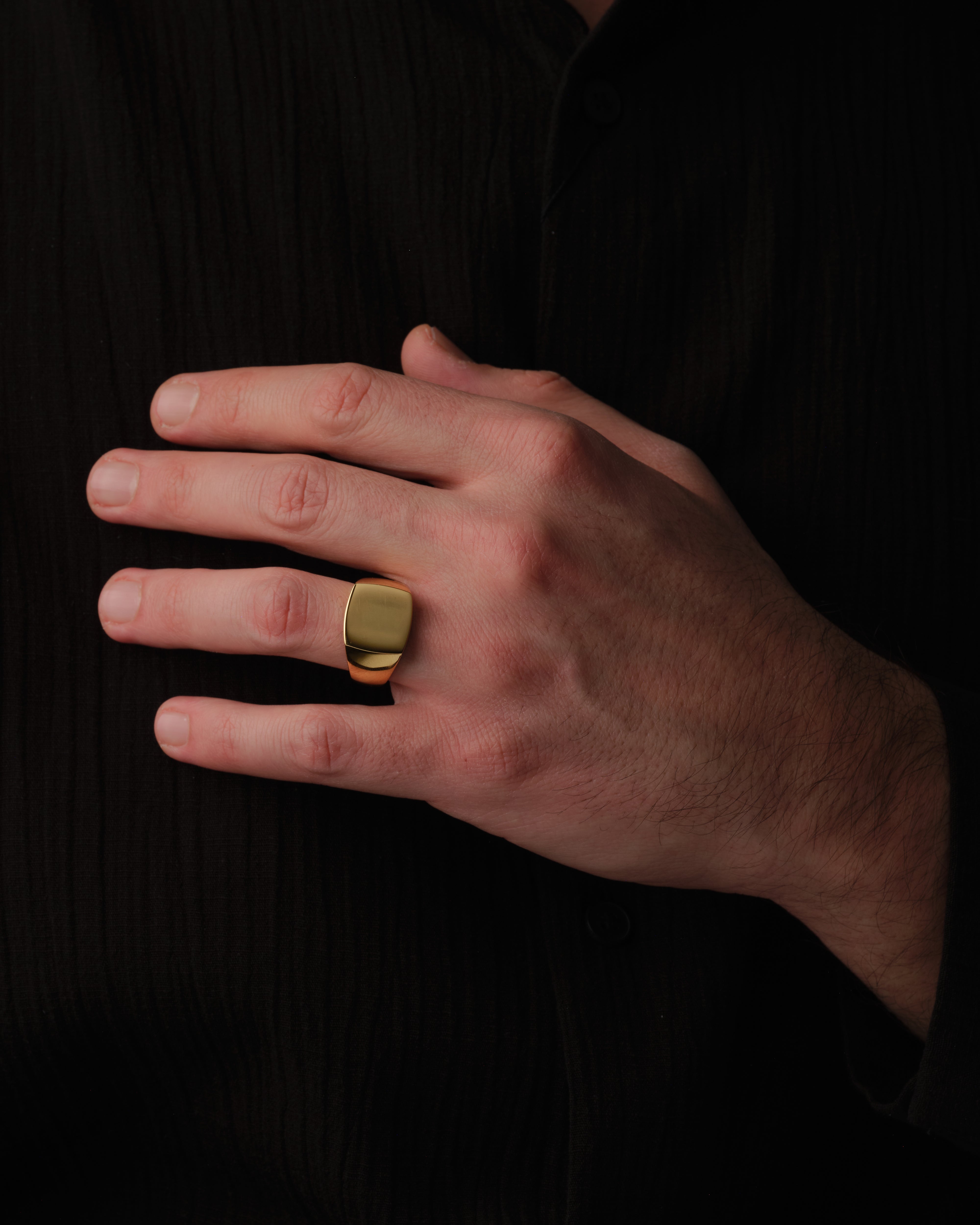 14k Gold Men's Signet Ring